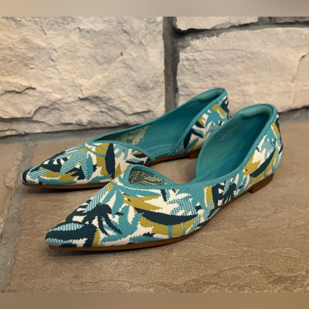 VIVAIA Pointed-Toe D'Orsay Flats (Melia), SZ 42